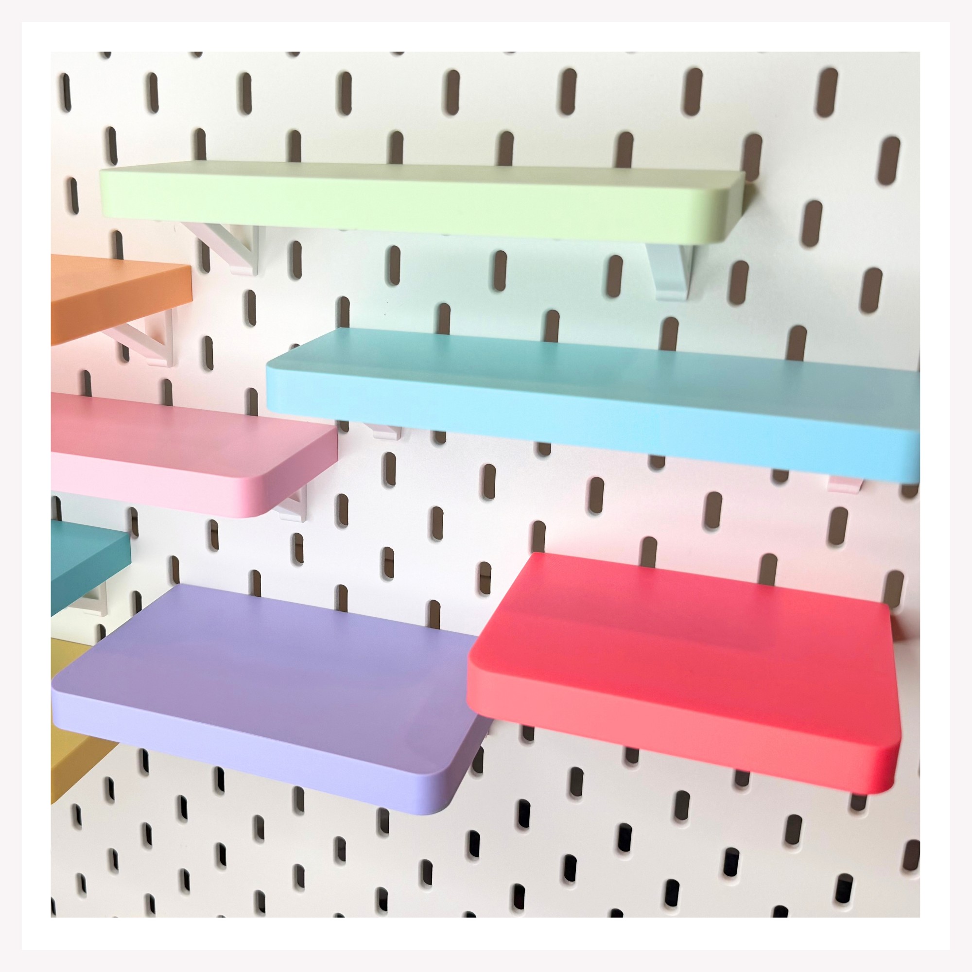Nearly Floating Shelf