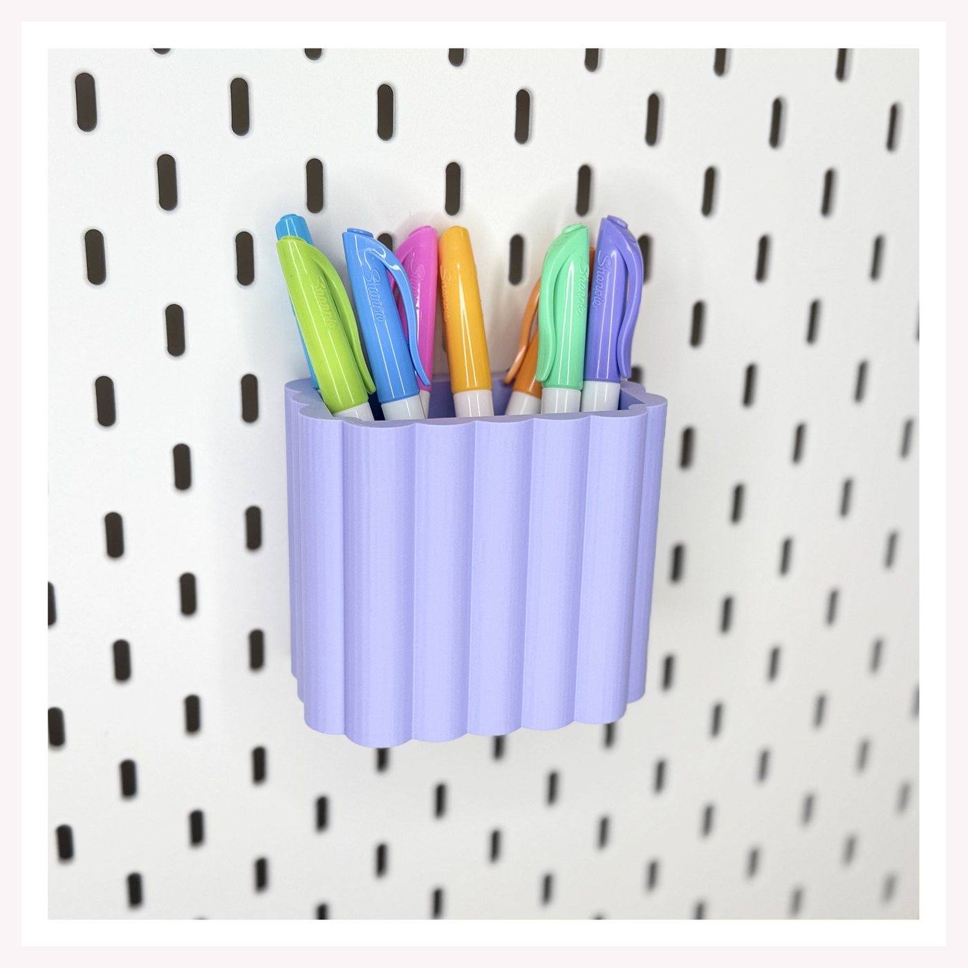 Single Scallop Storage Cup